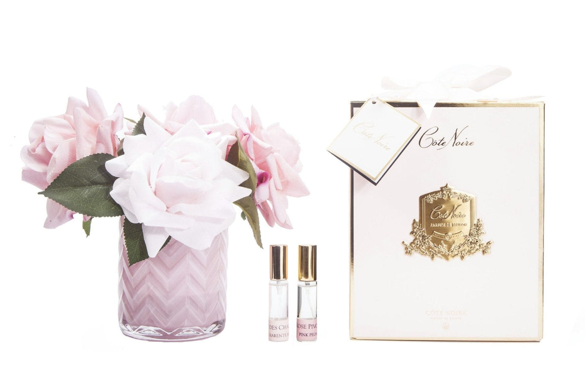Cote Noire herringbone flower in pink glass with pink roses