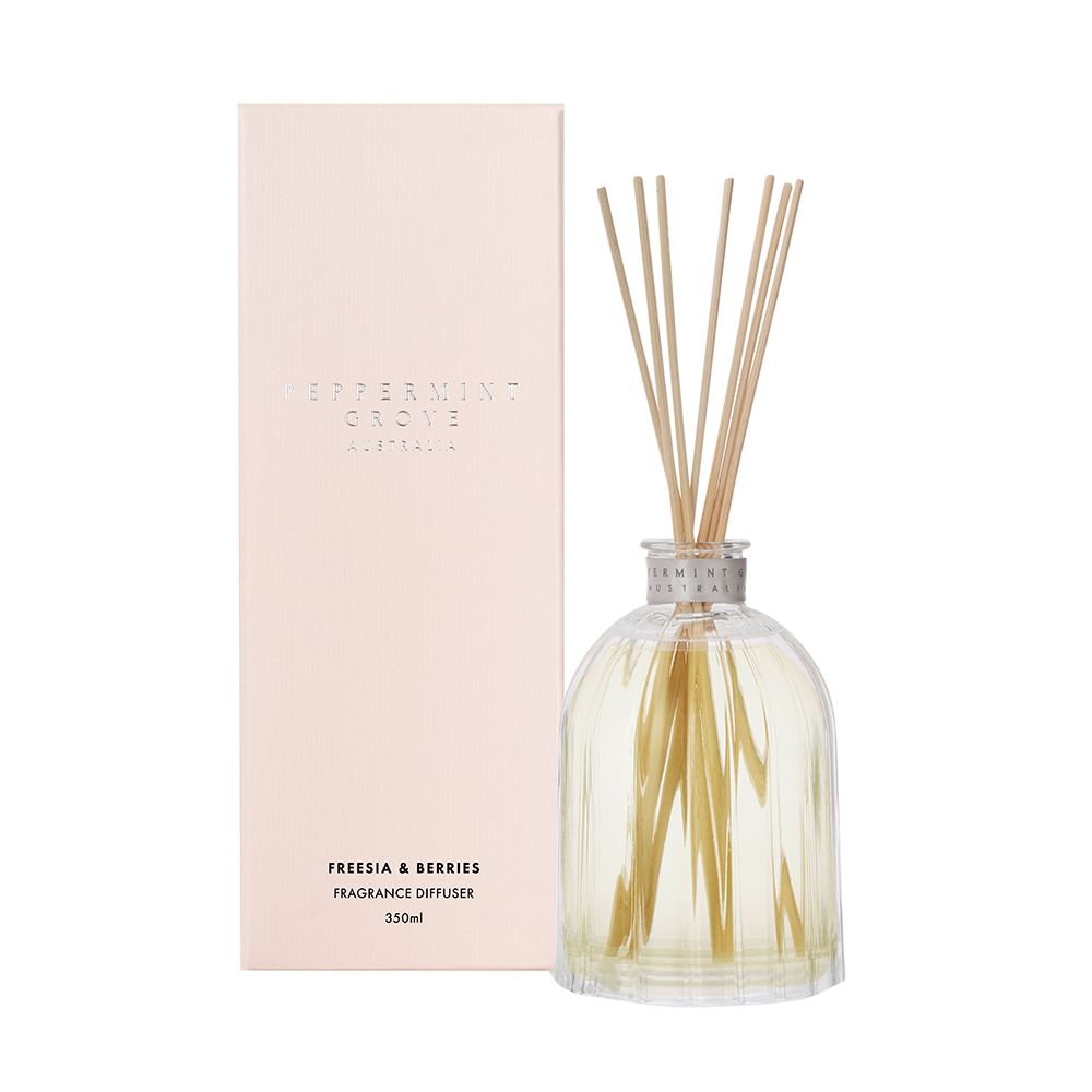 Peppermint Grove Fressia and Berries diffuser 350ml product photo