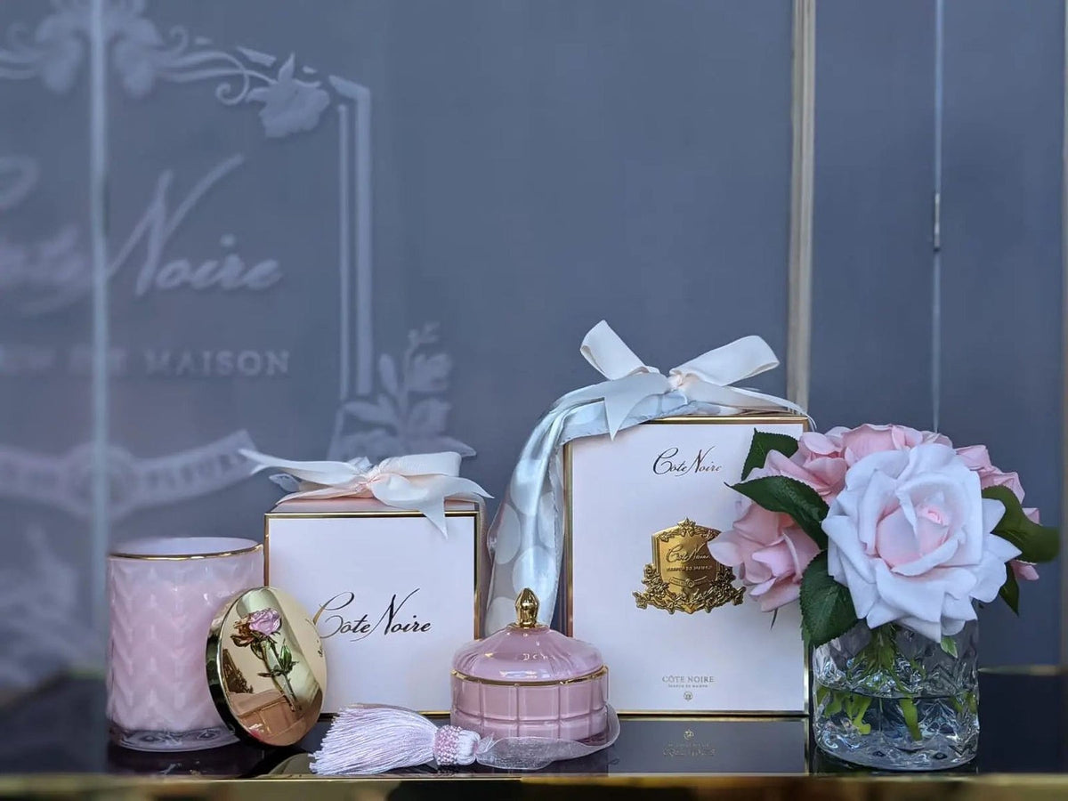 Cote Noire herringbone glass flower diffuser with mixed pink roses, side view